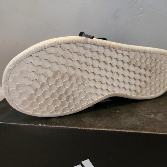 Kids black and white size 12 adidas sneakers - Picture 2 of 6